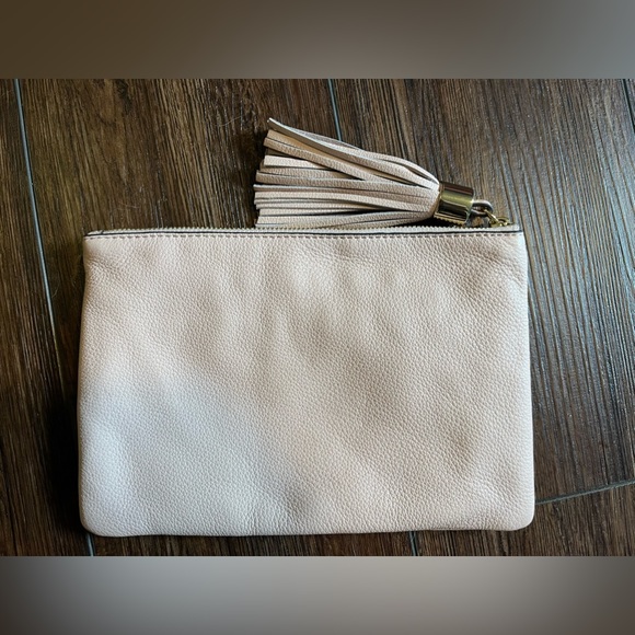 NWOT G.I.L.I. Leather Tassel Pouch. Blush pink. - Picture 2 of 11